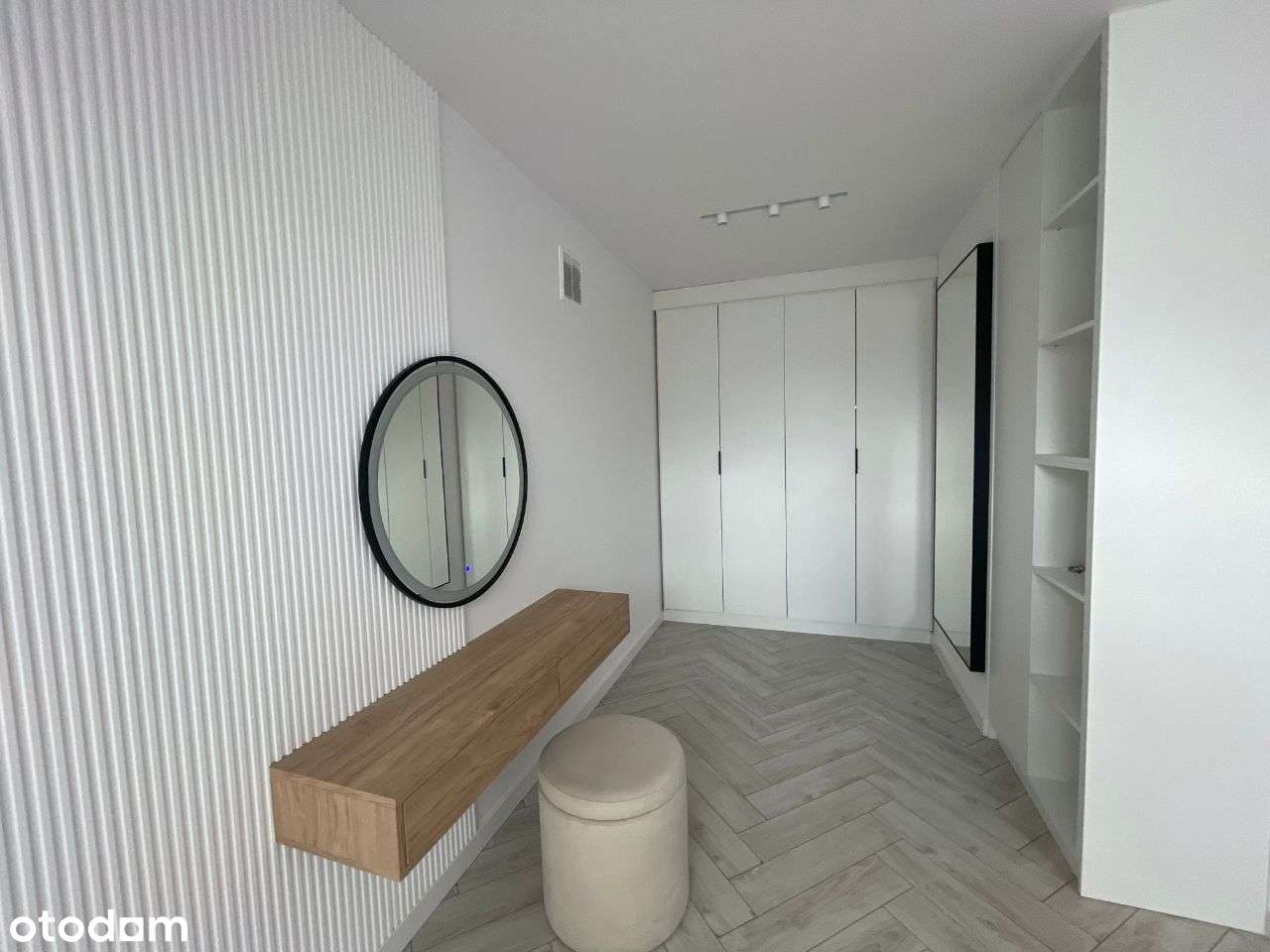 Zieleń, park,winda,taras,miejsce postojowe. - Pełny obrazek: 2/20