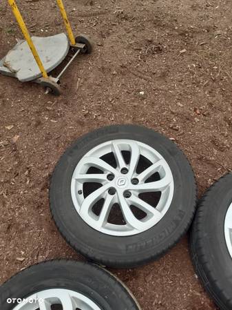 Koła letnie Renault Scenic 205/60R16 92H 6.5Jx16 ET47 40300787R Dot 2115 Michelin - 4