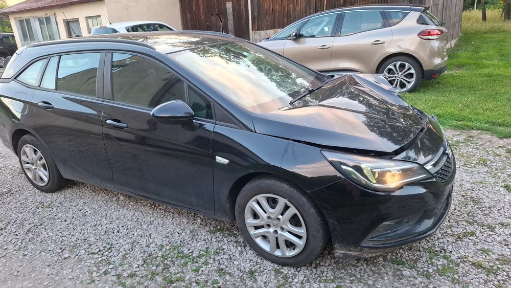 Opel Astra K (2015-2021) 2019