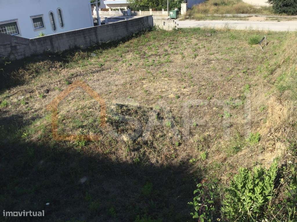 Lote de 405m2 para Moradia Unifamiliar - Torres Novas - Grande imagem: 4/10