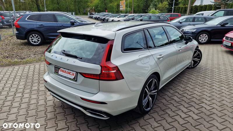 Volvo V60 D3 Geartronic R-Design - 4