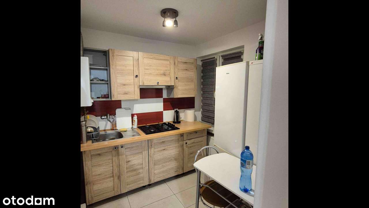 2-pokojowe mieszkanie z balkonem w centrum - Pełny obrazek: 4/7