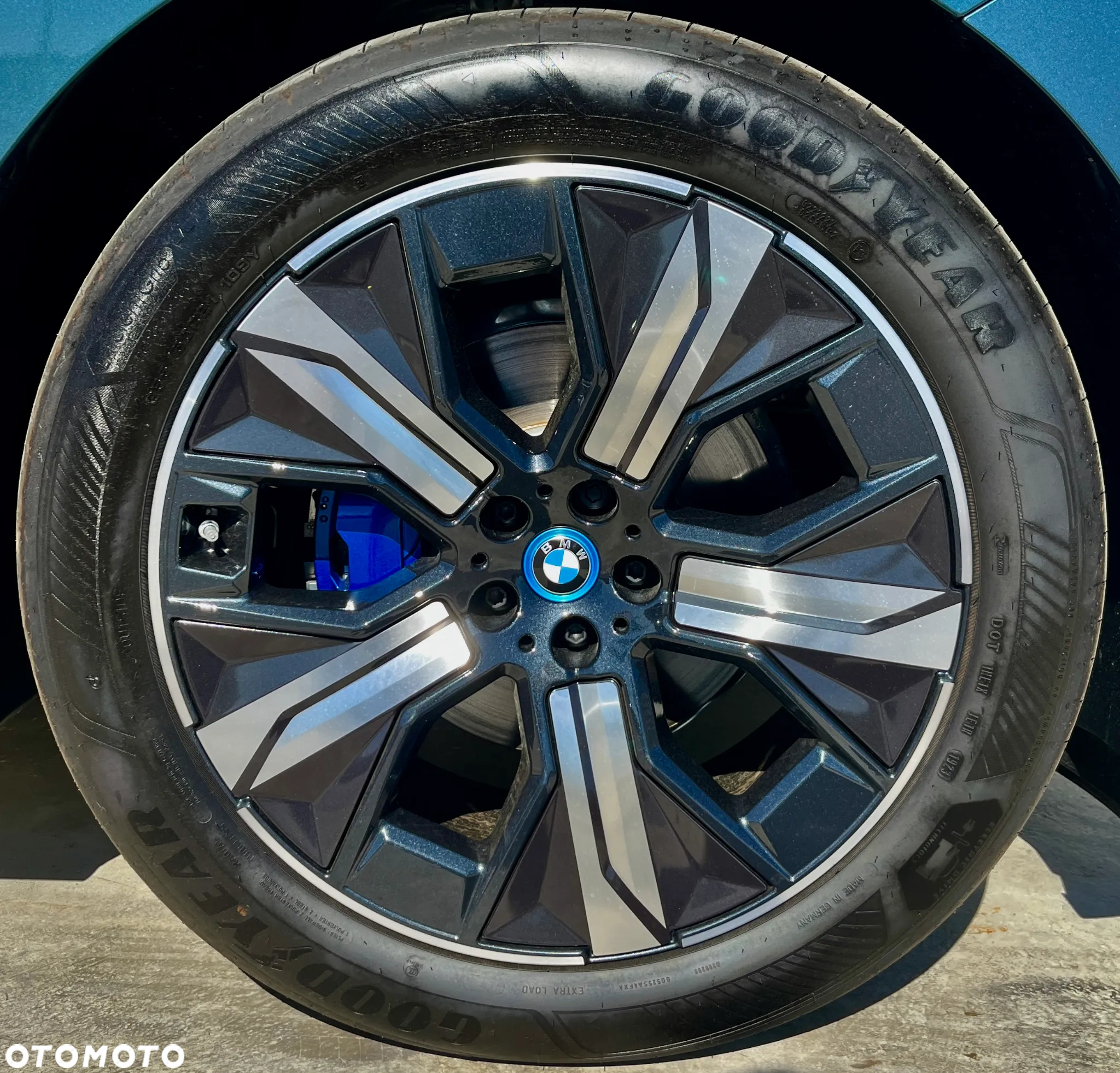 BMW iX xDrive50 - 8