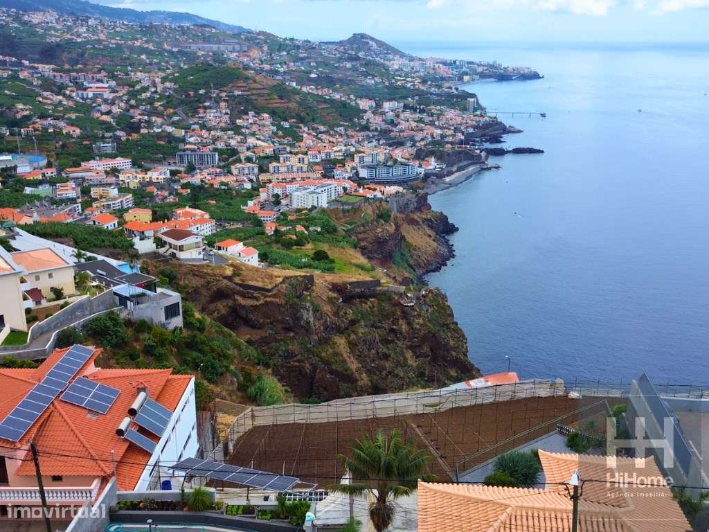 Apartamento T3 'The Cliffside View' | Câmara de Lobos - Grande imagem: 3/36