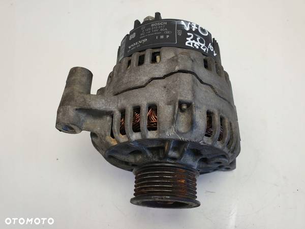 Volvo V70 I 2.0 10V ALTERNATOR 0123310017 80A - 3