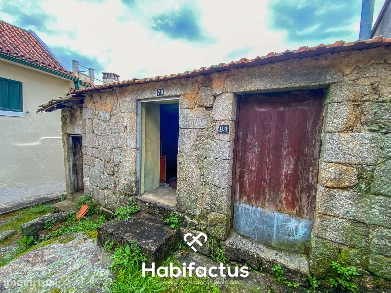Moradia T2 em Pedra para Restauro – Cabanas de Viriato - Grande imagem: 4/14