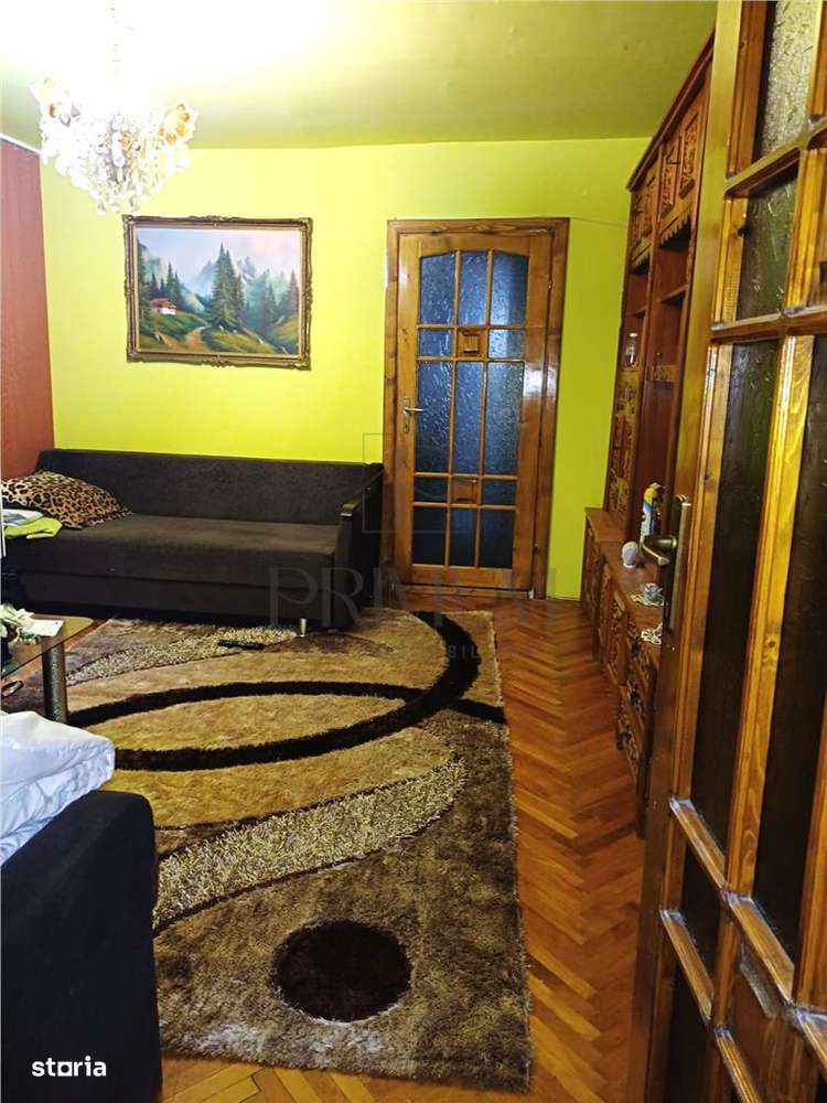 SOARELUI - 3 camere - 2 bai - 2 balcoane - centrala  proprie - ETAJ 1 - Imagine principală: 1/10