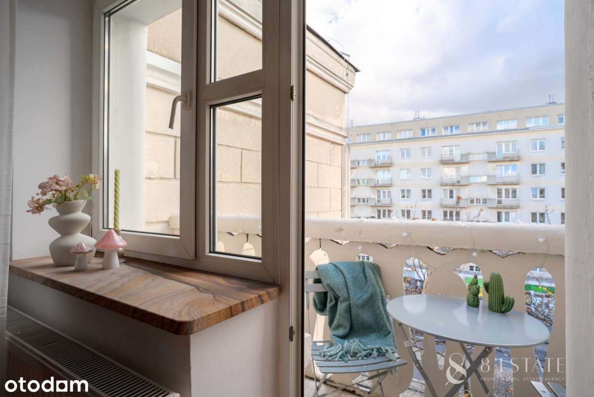 Studio przy metrze Ratusz Arsenał z balkonem-4