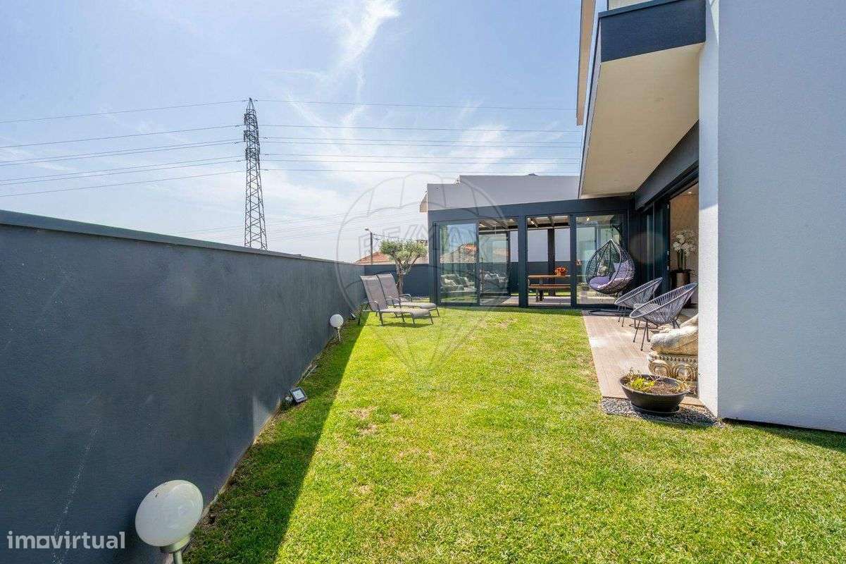 Moradia T3 em Gemeses, Esposende - Grande imagem: 4/46