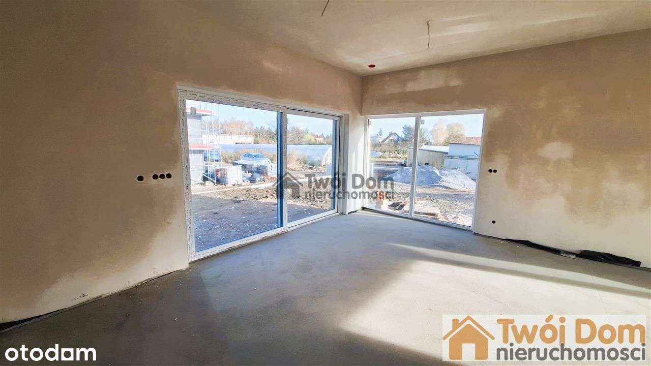 Dom z urządzonym ogrodzonym ogrodem – Wrocław 7min-9