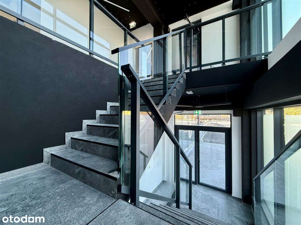 Nowoczesny lokal położony w Oświęcimiu - Pełny obrazek: 4/8