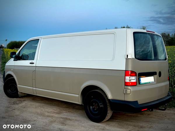 Volkswagen Transporter - 2