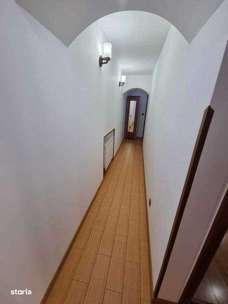 inchiriez apartament cu 2 camere - Imagine principală: 4/6