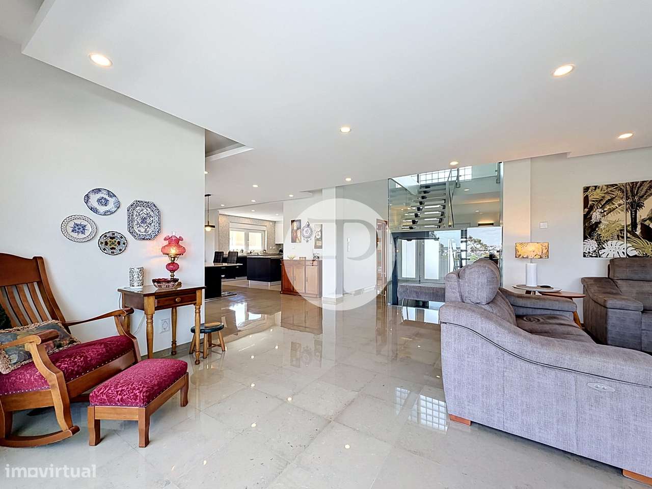 Moradia T4 contemporânea | Piscina e jardim 1.716 m² | Nadadouro-8