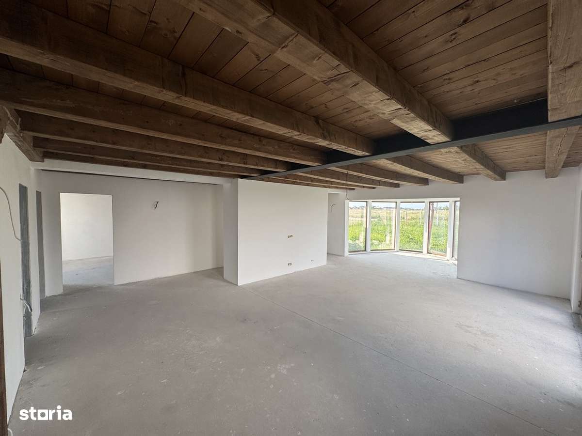 Casă cu etaj, 5 dormitoare, 3 băi + 652 mp teren în Nojorid - Imagine principală: 4/20