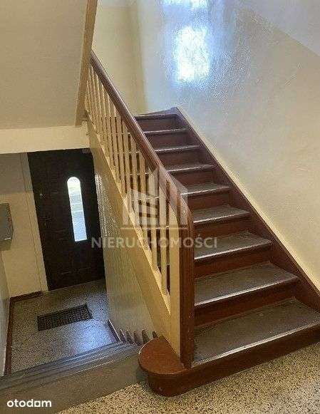 Dwupokojowe mieszkanie z potencjałem na Pogodnie-9