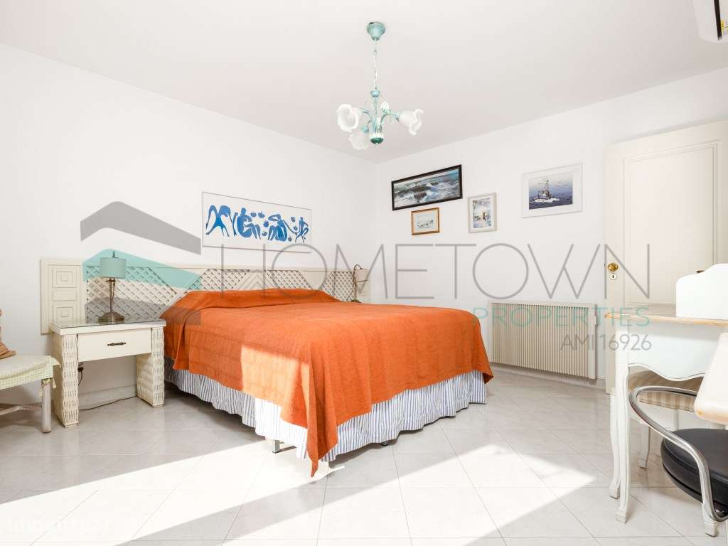 Apartamento Duplex com Terraço Panorâmico e Acesso Privado à Praia-...-17