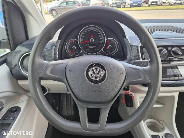 Volkswagen up! move - 13