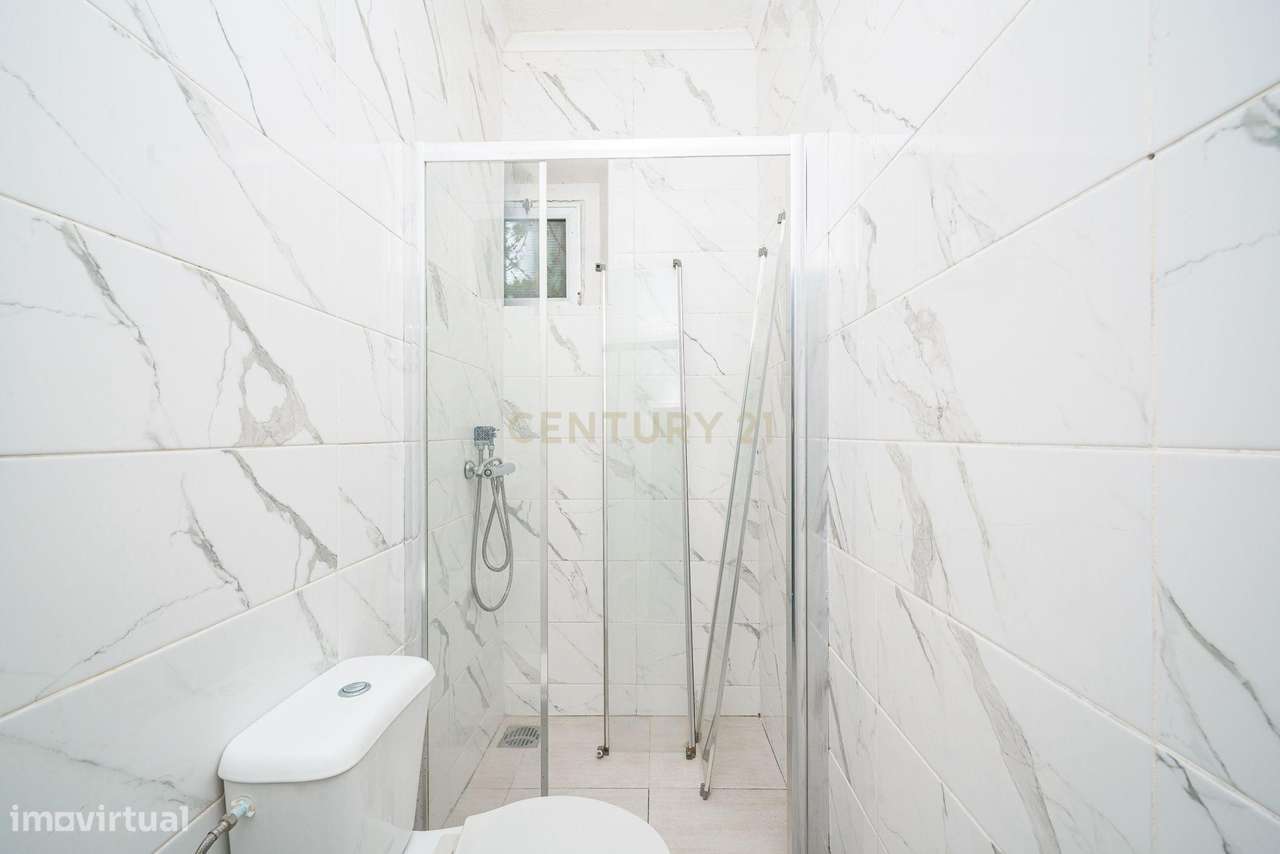 APARTAMENTO T6 NO CORAÇÃO DA CIDADE, EM SETÚBAL-12