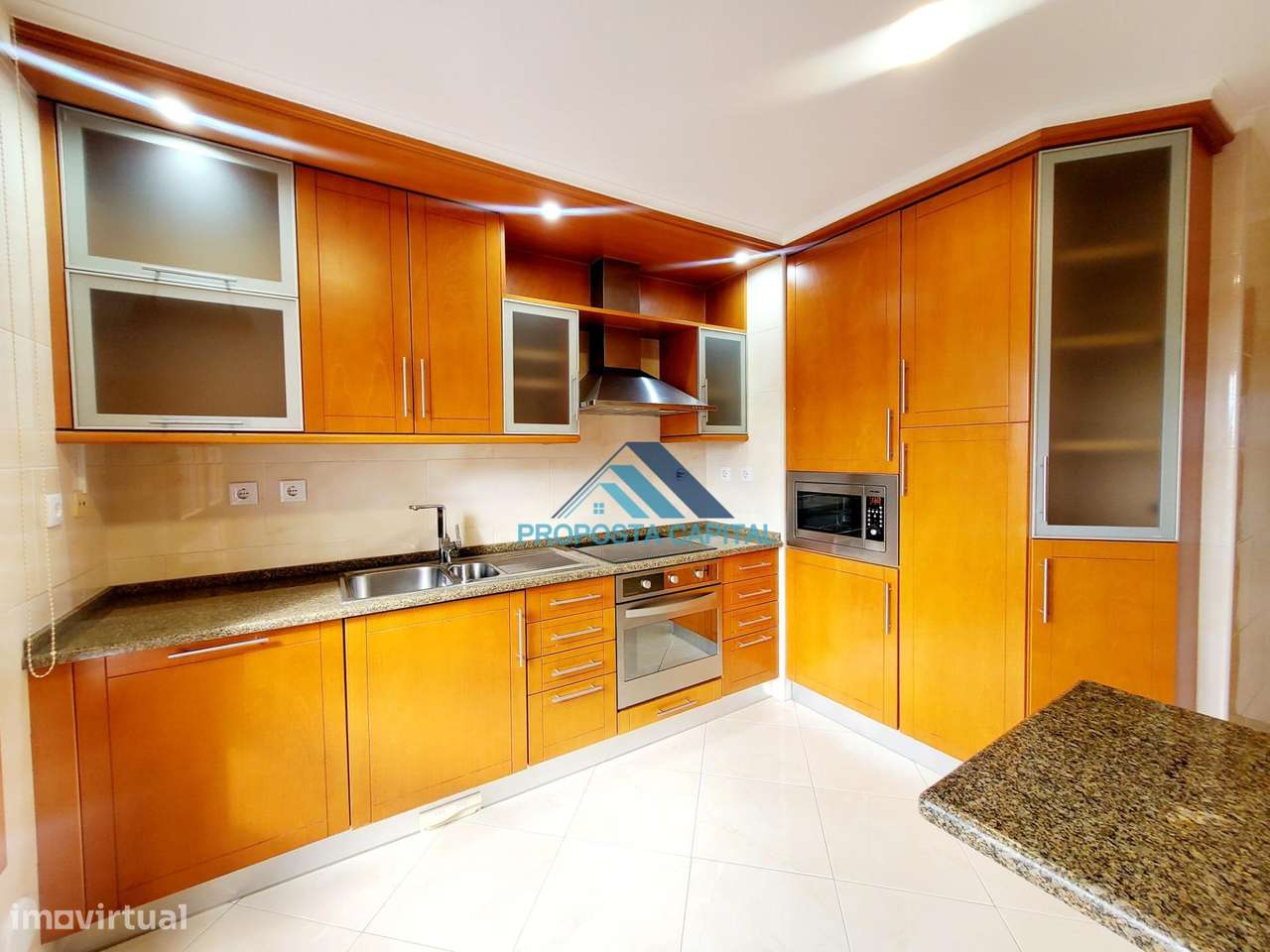 APARTAMENTO T3 C/ 4 LUGARES DE ESTACIONAMENTO | COLINAS DO CRUZEIRO-12