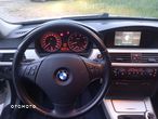 BMW Seria 3 320i - 9