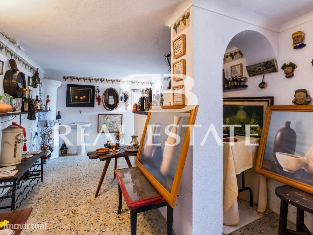 CASA T5 + JARDIM +VISTA + ADEGA + GARAGEM |ANEXO - V.N.AZEITÃO-26