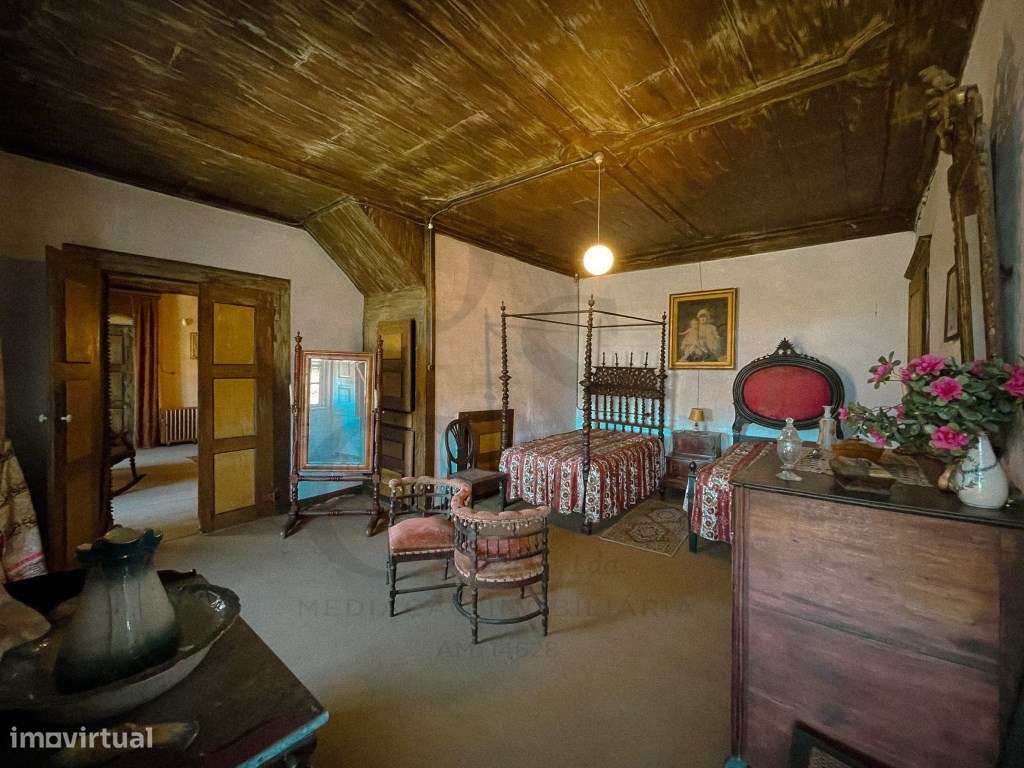 Casa Senhorial Brasonada do Século XVIII na Região do Douro-26