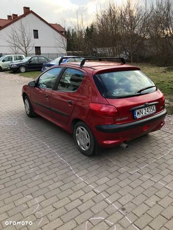 Peugeot 206 - 10