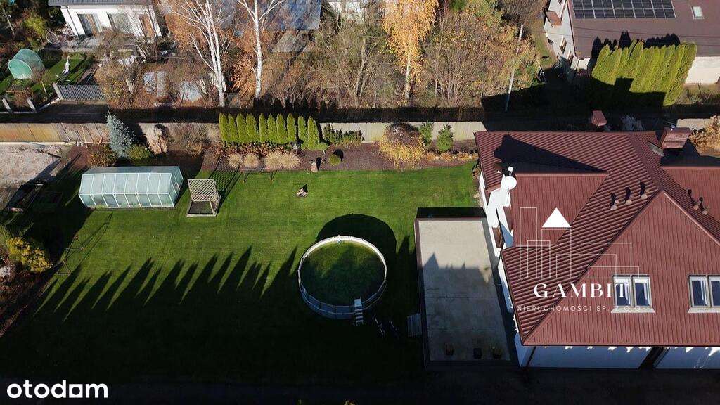 Nowoczesny 5 pok. dom z  dużym ogrodem pod Warszawą-19