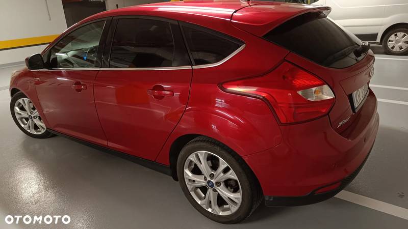 Ford Focus 1.6 EcoBoost Titanium - 4