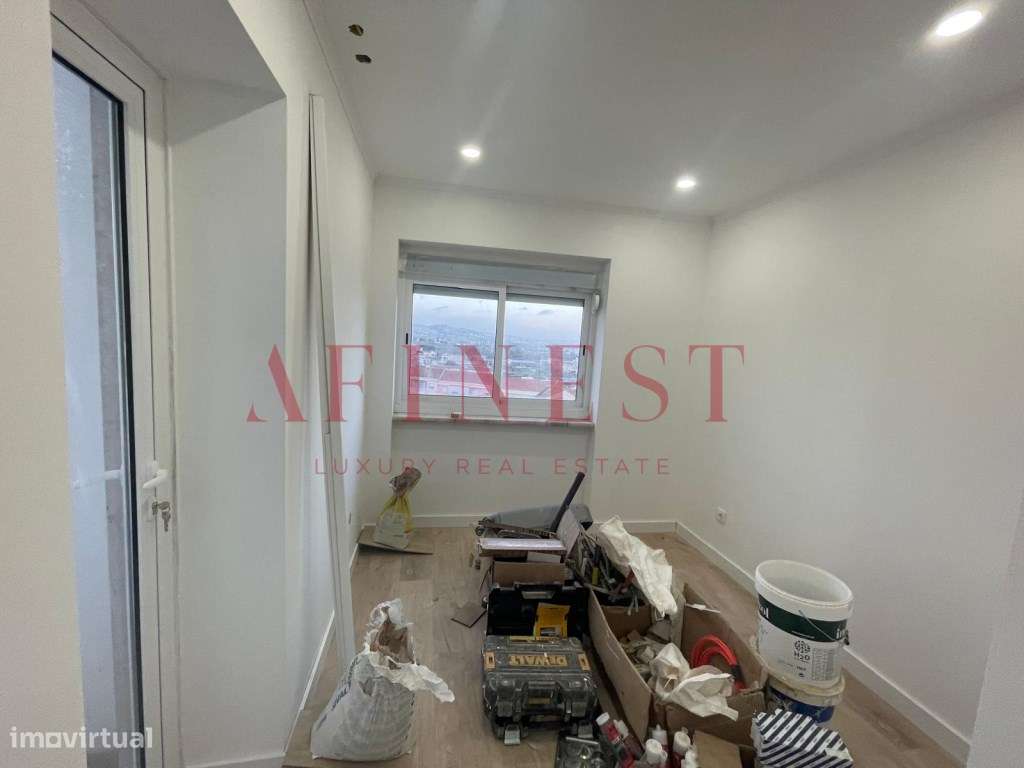 Apartamento T2 Soalheiro com Varandas - Amadora - Grande imagem: 4/16