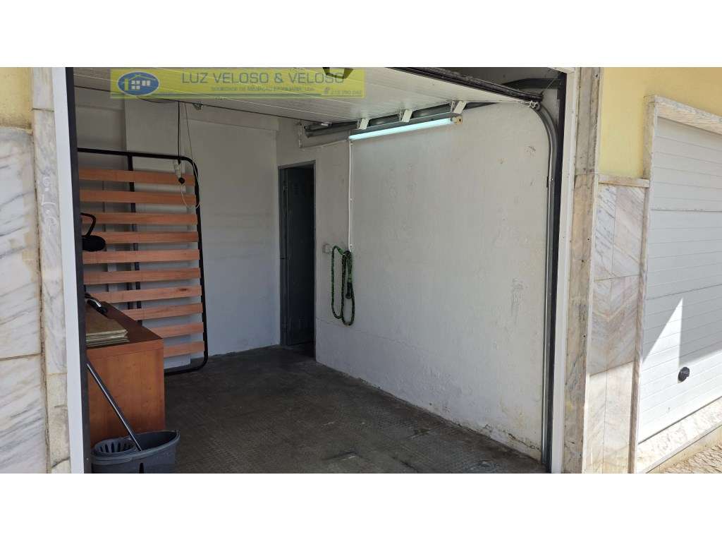 T2 Serra das Minas, remodelado, Arrecadação/Garagem-43