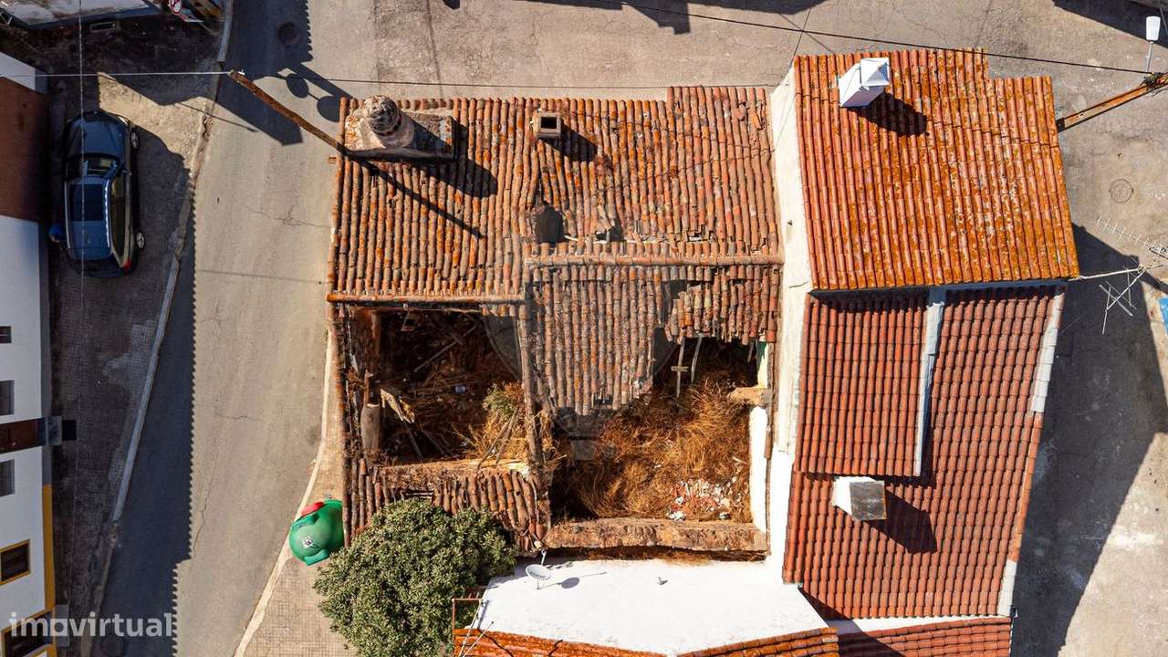 Moradia T2 para venda - Grande imagem: 2/20