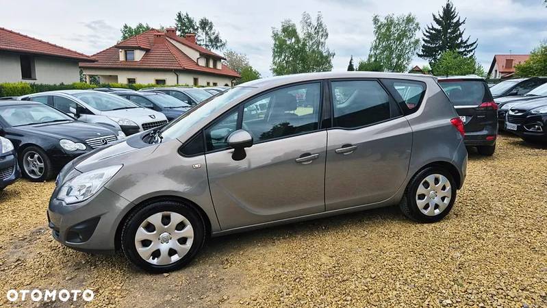 Opel Meriva 1.4 T Cosmo - 26