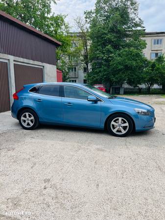 Volvo V40 D2 - 5