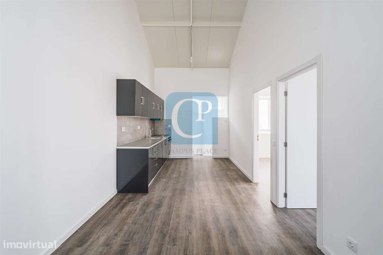 Moradia V2 remodelada em Paranhos, Porto - Grande imagem: 4/18