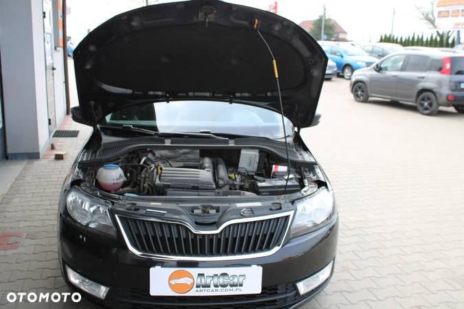 Skoda RAPID 1.2 TSI Ambition - 34