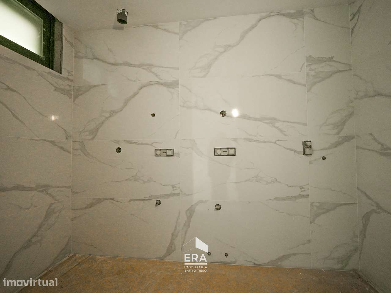 Moradia V3 com piscina em Roriz, Santo Tirso-25