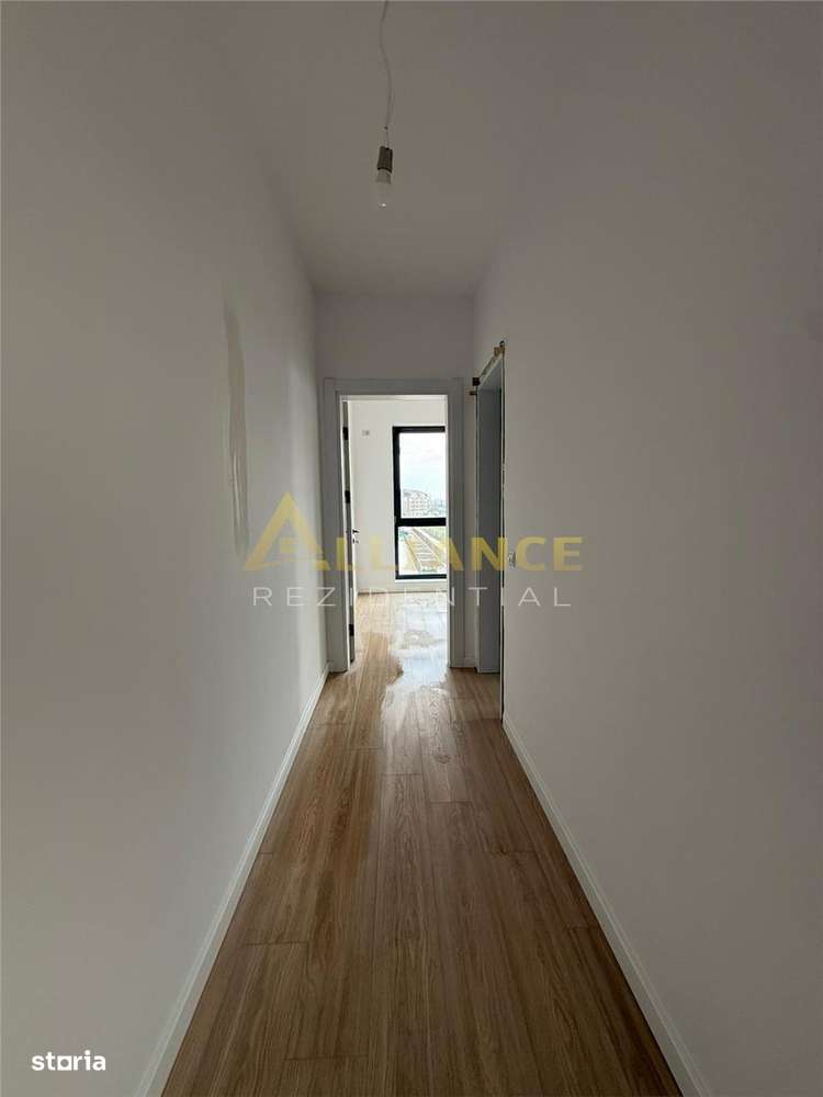 3 Camere gata de mutare, Grand Arena-6