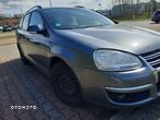 Volkswagen Golf 1.6 Comfortline - 24