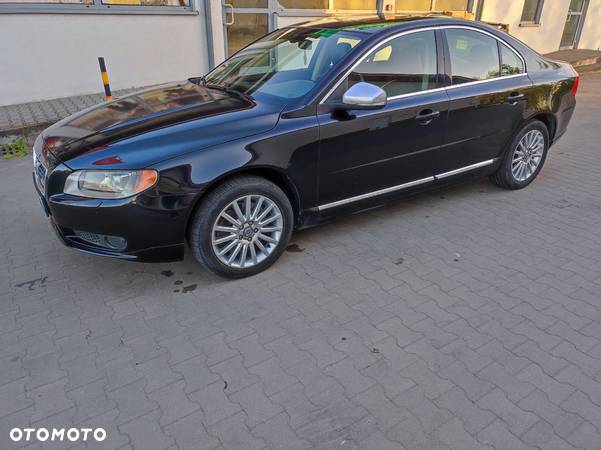 Volvo S80 - 17