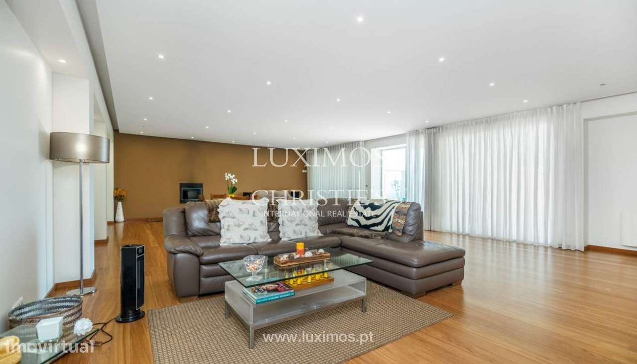 Venda de moradia de luxo com piscina, com vistas mar e rio, V. N. Gaia - Grande imagem: 4/17