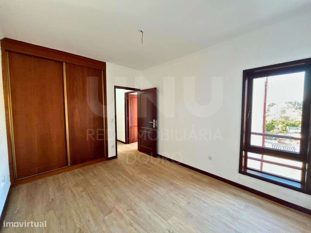 Apart. T2 Duplex Renovado | Oliveira do Douro, V.N. de Gaia-18