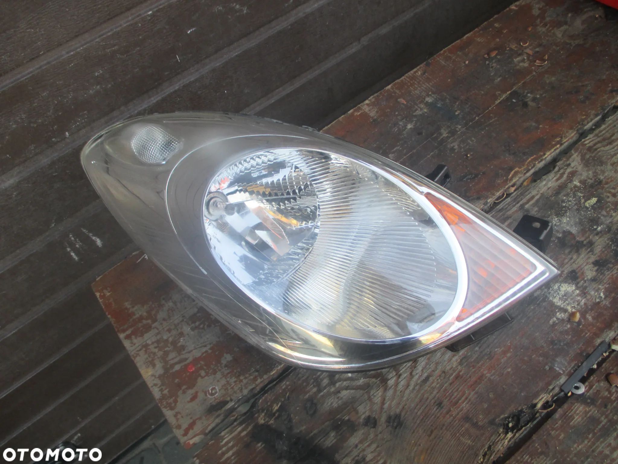 Lampa Nissan Note E11 Valeo Europa - 1