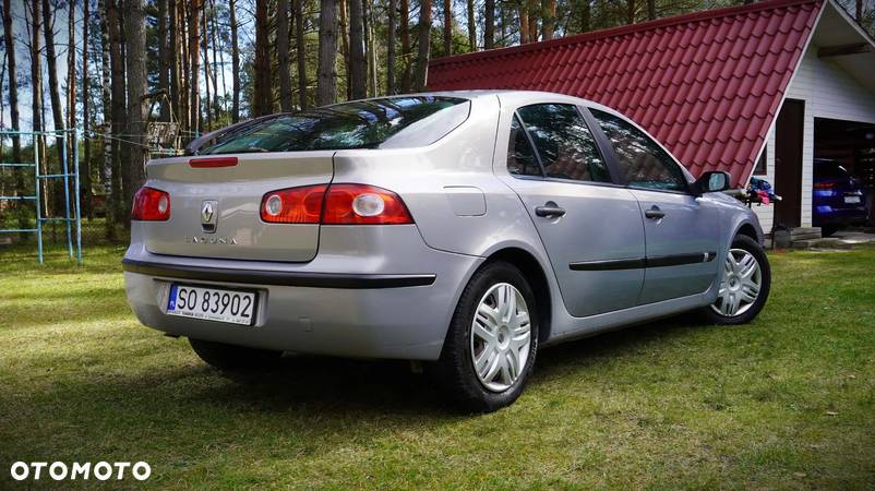 Renault Laguna II 2.0 Pack Authentique - 5