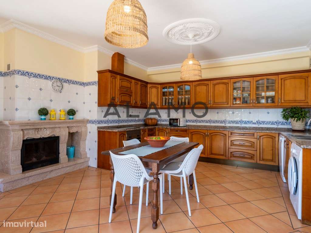 Charmosa Moradia Tradicional em Vale Formoso-8