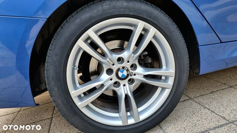 BMW 3GT 320d xDrive M Sport - 16