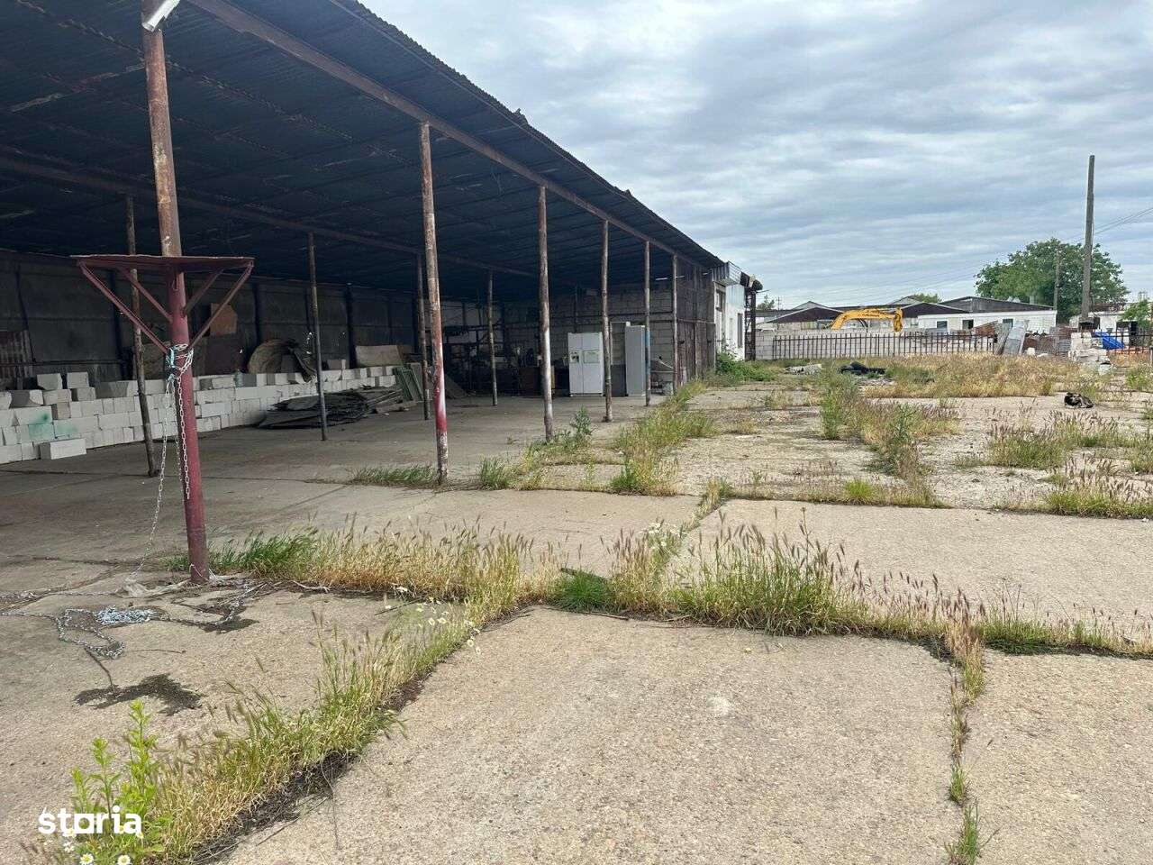 Teren 2100mp si hale de inchiriat zona Iosia - Imagine principală: 4/12