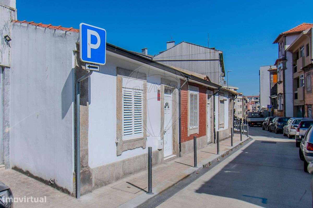 Moradia T1 para venda - Grande imagem: 2/24