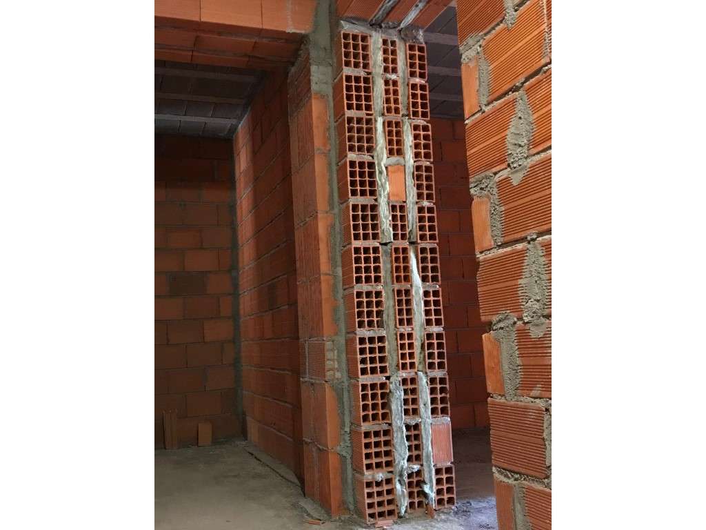 Apartamento T4 com 2 frentes, novo, com churrasqueira; piscina e pl...-58